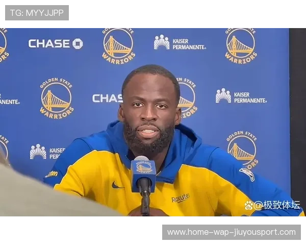 球员赛后采访精彩片段，球员采访背景板